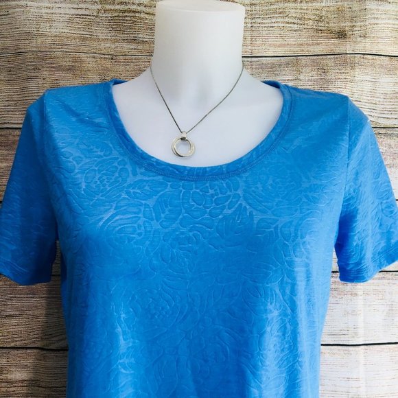 Joe Fresh Soft Blue Tee with Floral Pattern size small - Picture 3 of 5